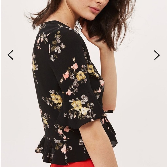 Topshop Petite Floral ruched crop blouse - Picture 3 of 8